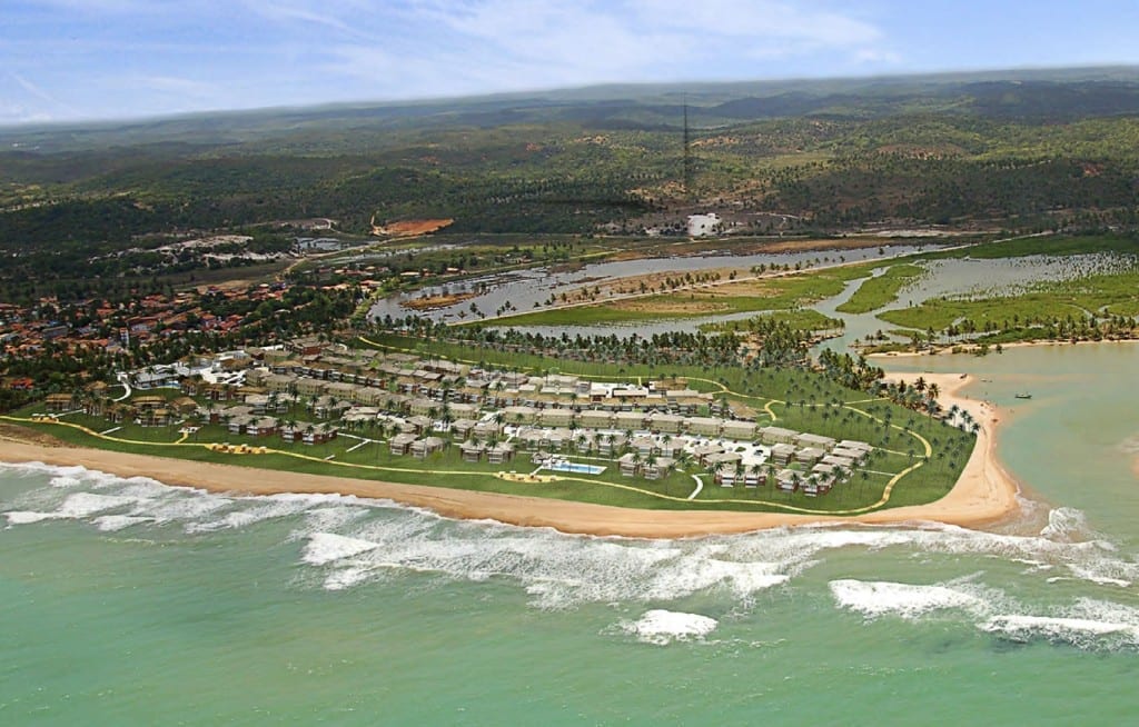 Foto aérea do condomínio Ponta de Inhambupe, município de Esplanada, Bahia.