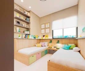 Quarto infantil decorado com duas camas, armários com gavetas coloridas, prateleiras com brinquedos e livros, e iluminação suave.